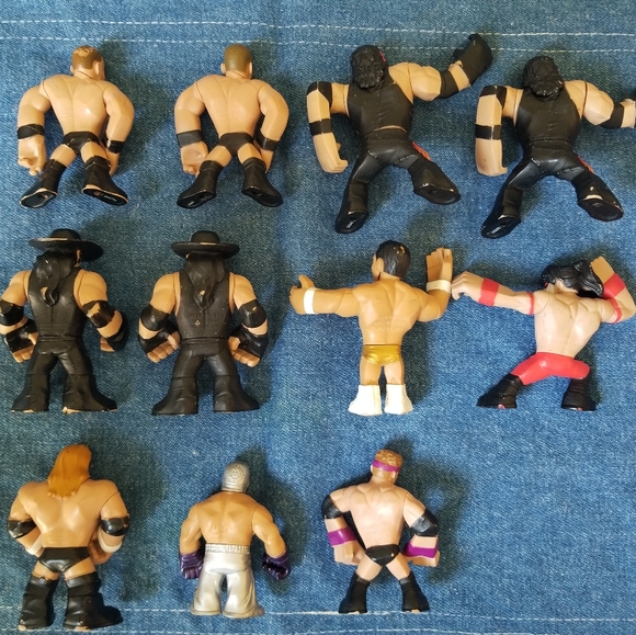 Mattel WWE Mini Rumblers - Picture 2 of 2